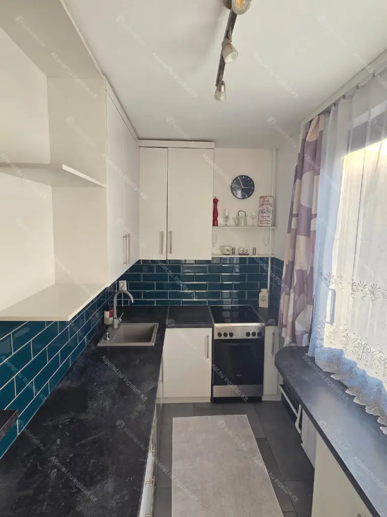 Kiadó albérlet 289000 Ft/hó áron: Budapest, IV. kerület  Liszt Ferenc utca. Mérete: 63 nm, 1 szobás | Alberlet.hu - 6673949