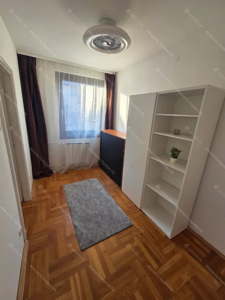 Kiadó albérlet 289000 Ft/hó áron: Budapest, IV. kerület  Liszt Ferenc utca. Mérete: 63 nm, 1 szobás | Alberlet.hu - 6673953