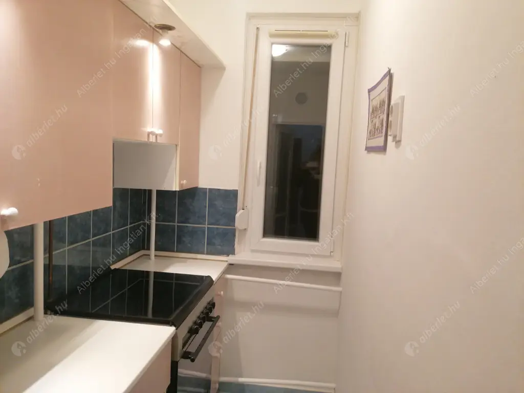 Kiadó albérlet 190000 Ft/hó áron: Budapest, IV. kerület  Petőfi  utca . Mérete: 35 nm, 1 szobás | Alberlet.hu - 6595545
