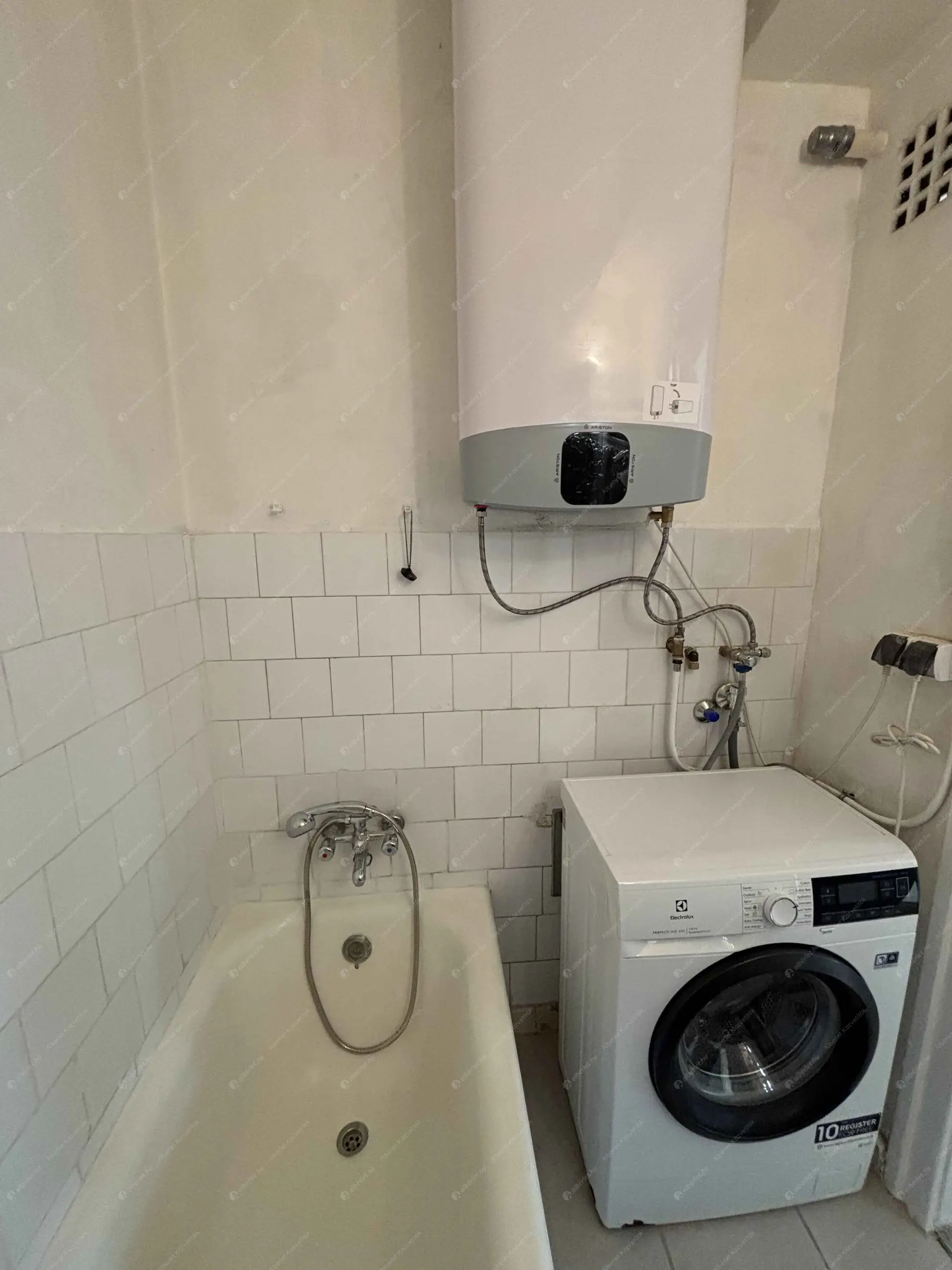 Kiadó albérlet 160000 Ft/hó áron: Budapest, IV. kerület  Szent Imre utca. Mérete: 56 nm, 2 szobás | Alberlet.hu - 6611050