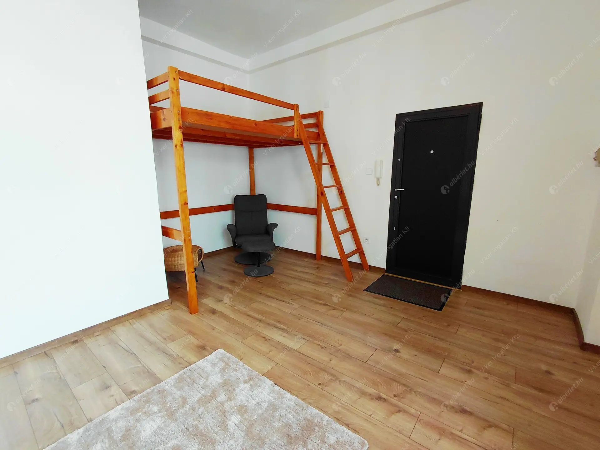 Kiadó albérlet 230000 Ft/hó áron: Budapest, IX. kerület  Angyal utca. Mérete: 27 nm, 1 szobás | Alberlet.hu - 6543337