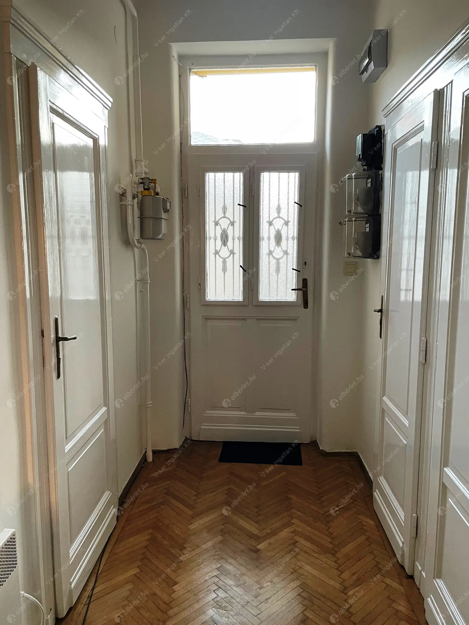 Kiadó albérlet 220000 Ft/hó áron: Budapest, IX. kerület  Bakáts tér. Mérete: 45 nm, 1 szobás | Alberlet.hu - 6572651