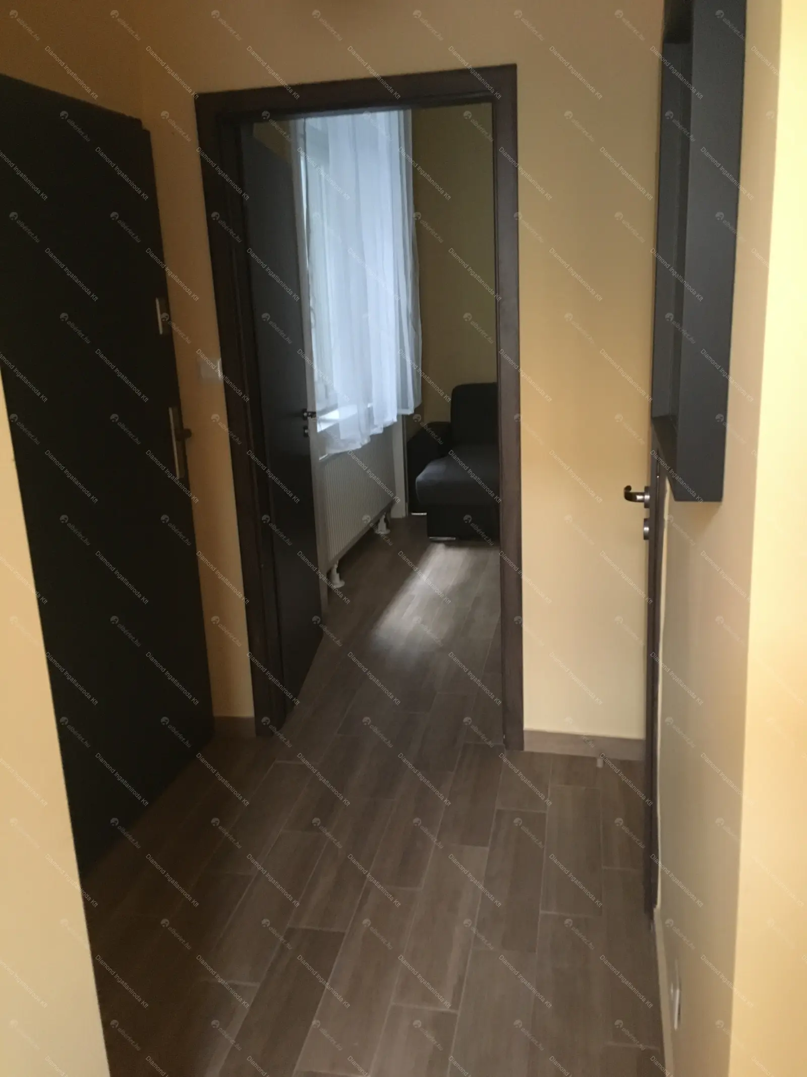 Kiadó albérlet 105000 Ft/hó áron: Budapest, IX. kerület  Bakáts tér. Mérete: 50 nm, 3 szobás | Alberlet.hu - 6662871