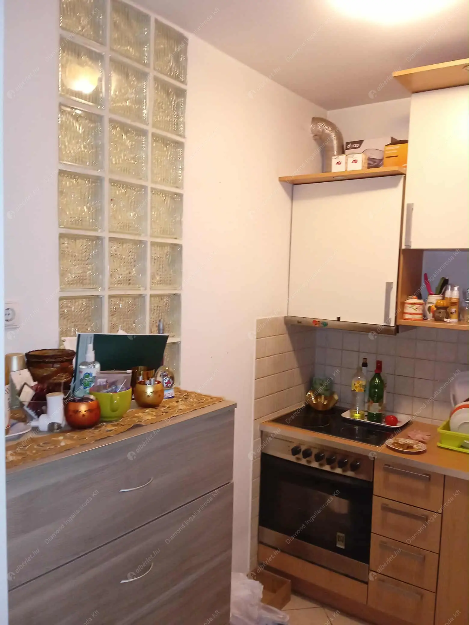 Kiadó albérlet 210000 Ft/hó áron: Budapest, IX. kerület  Balázs Béla utca. Mérete: 31 nm, 1 szobás | Alberlet.hu - 6628527