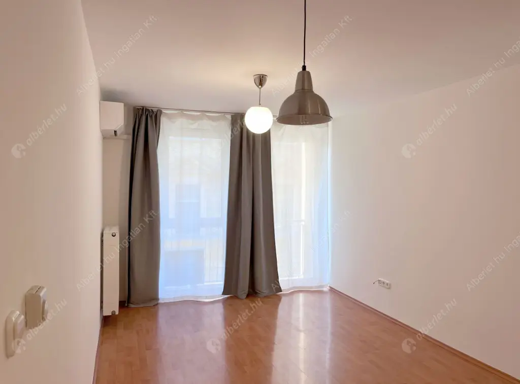 Kiadó albérlet 230000 Ft/hó áron: Budapest, IX. kerület  Balázs Béla utca. Mérete: 42 nm, 2 szobás | Alberlet.hu - 6578721