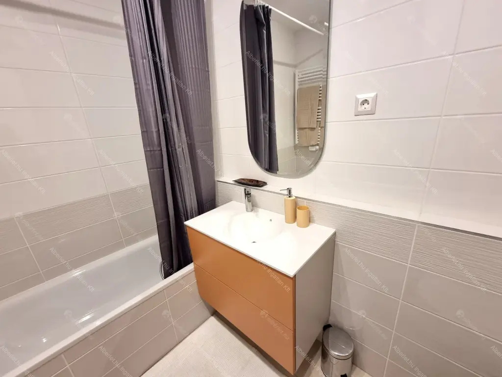 Kiadó albérlet 380000 Ft/hó áron: Budapest, IX. kerület  Balázs Béla utca. Mérete: 43 nm, 2 szobás | Alberlet.hu - 6663839