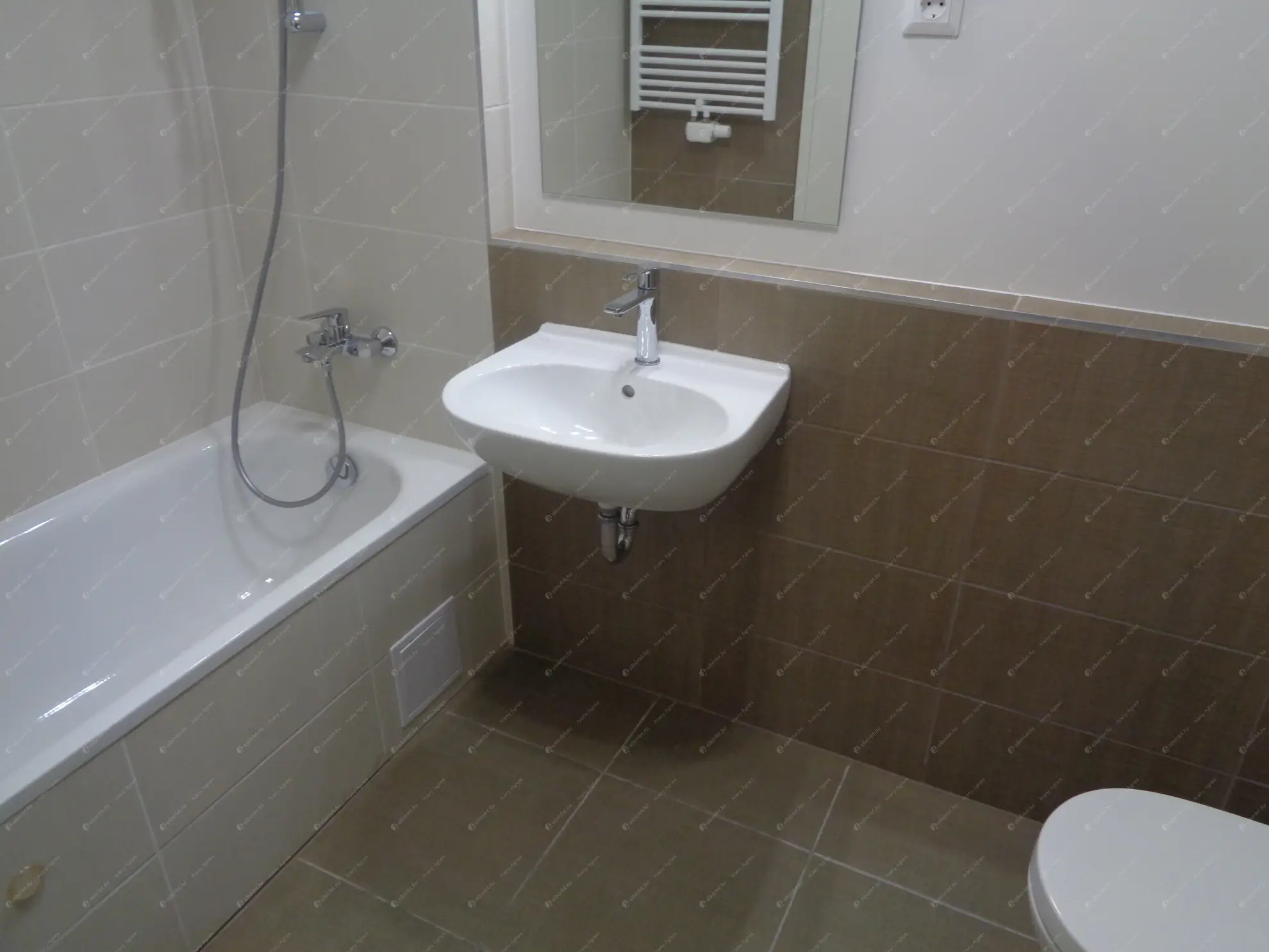 Kiadó albérlet 250000 Ft/hó áron: Budapest, IX. kerület  Balázs Béla utca. Mérete: 45 nm, 2 szobás | Alberlet.hu - 6621271