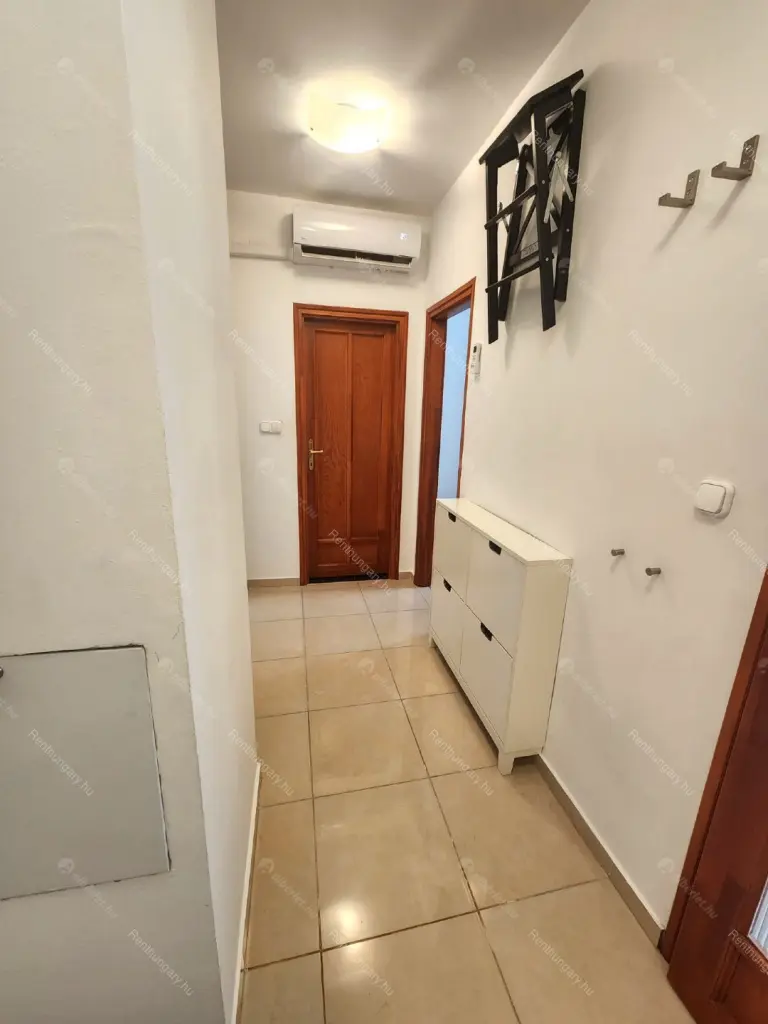 Kiadó albérlet 282000 Ft/hó áron: Budapest, IX. kerület  Balázs Béla utca. Mérete: 50 nm, 2 szobás | Alberlet.hu - 6677884