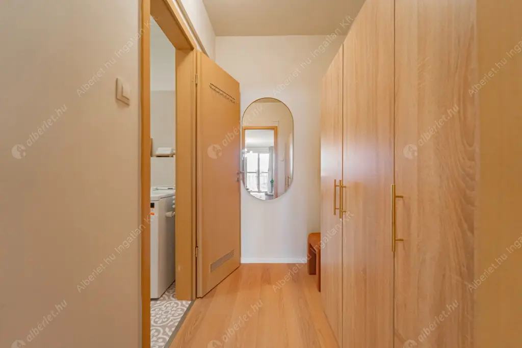 Kiadó albérlet 400000 Ft/hó áron: Budapest, IX. kerület  Balázs Béla utca. Mérete: 59 nm, 2 szobás | Alberlet.hu - 6616258