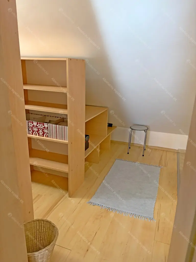 Kiadó albérlet 350000 Ft/hó áron: Budapest, IX. kerület  Balázs Béla utca. Mérete: 65 nm, 2 szobás | Alberlet.hu - 6663873