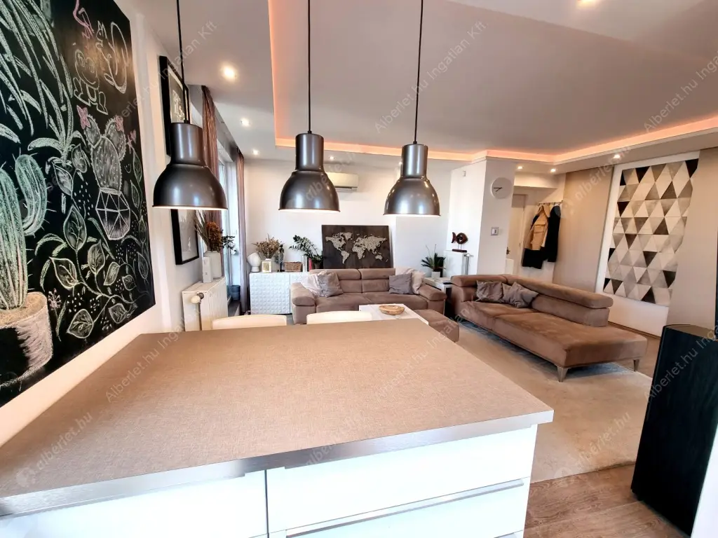 Kiadó albérlet 450000 Ft/hó áron: Budapest, IX. kerület  Balázs Béla utca. Mérete: 66 nm, 3 szobás | Alberlet.hu - 6610803