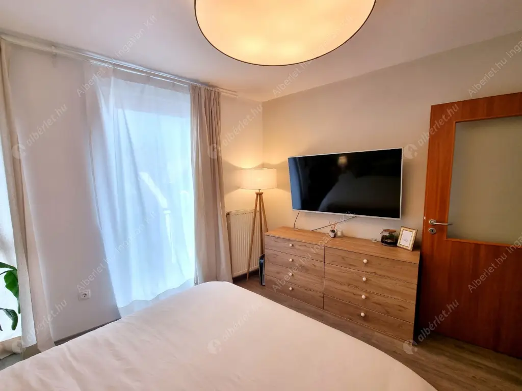Kiadó albérlet 430000 Ft/hó áron: Budapest, IX. kerület  Balázs Béla utca. Mérete: 66 nm, 3 szobás | Alberlet.hu - 6619013