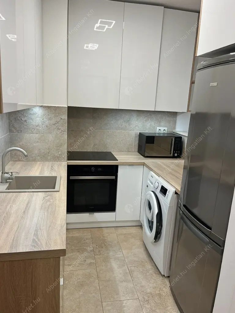 Kiadó albérlet 410000 Ft/hó áron: Budapest, IX. kerület  Balázs Béla utca. Mérete: 68 nm, 2 szobás | Alberlet.hu - 6618091