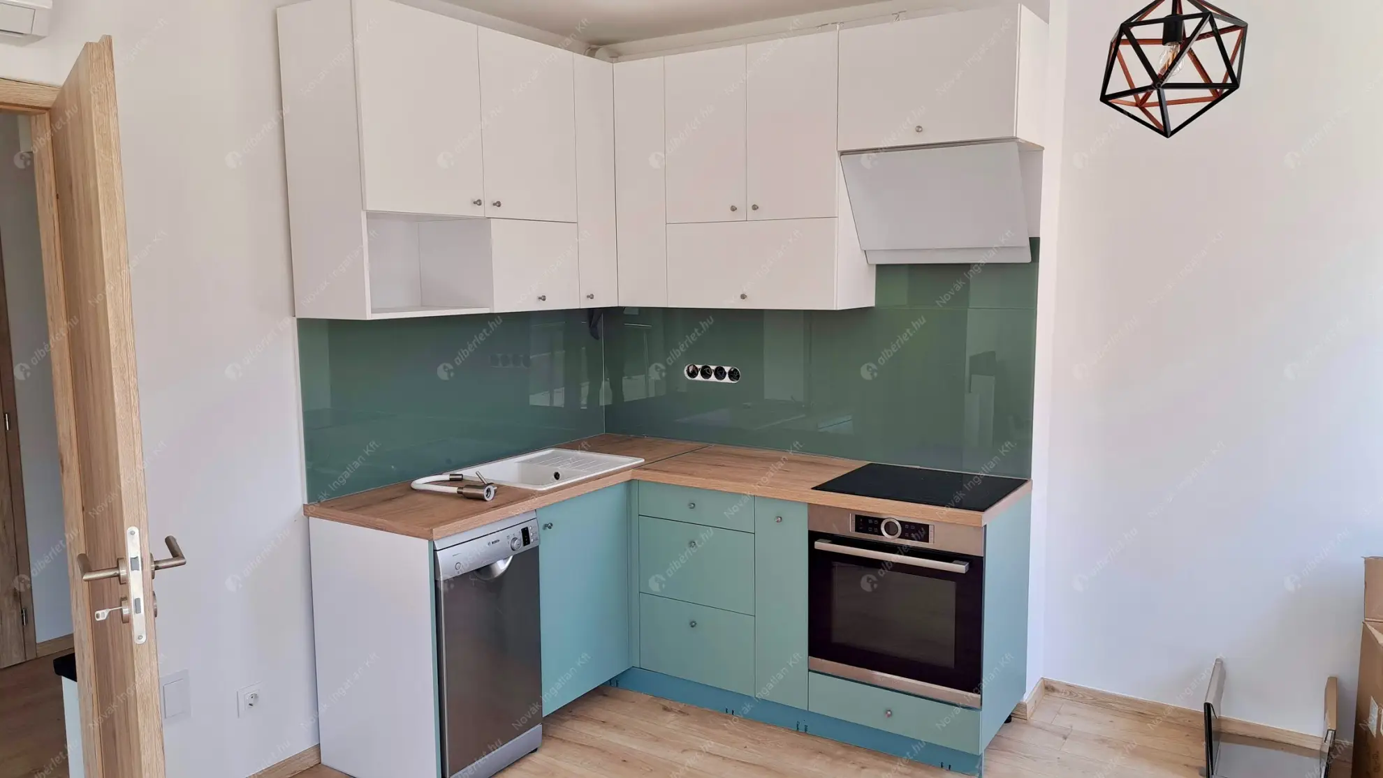 Kiadó albérlet 270000 Ft/hó áron: Budapest, IX. kerület  Bárd utca. Mérete: 46 nm, 1 szobás | Alberlet.hu - 6624483