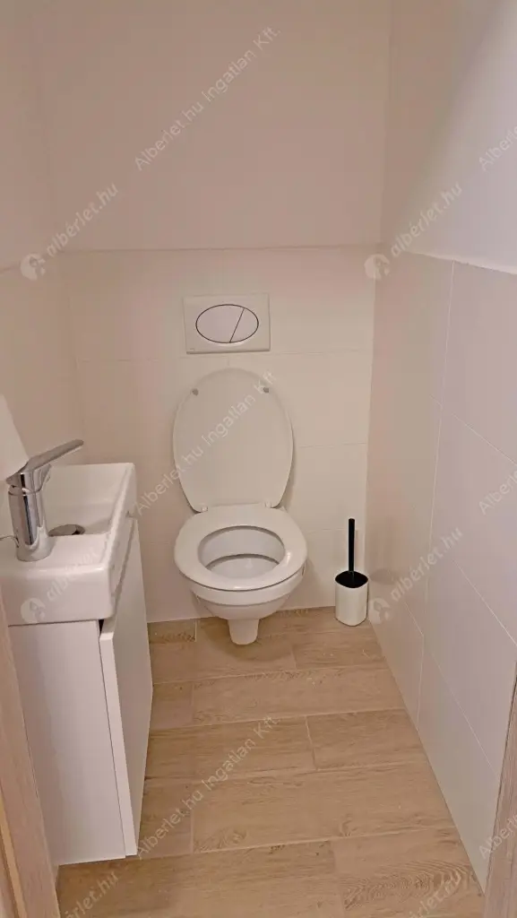 Kiadó albérlet 250000 Ft/hó áron: Budapest, IX. kerület  Bárd utca. Mérete: 46 nm, 1 szobás | Alberlet.hu - 6637852