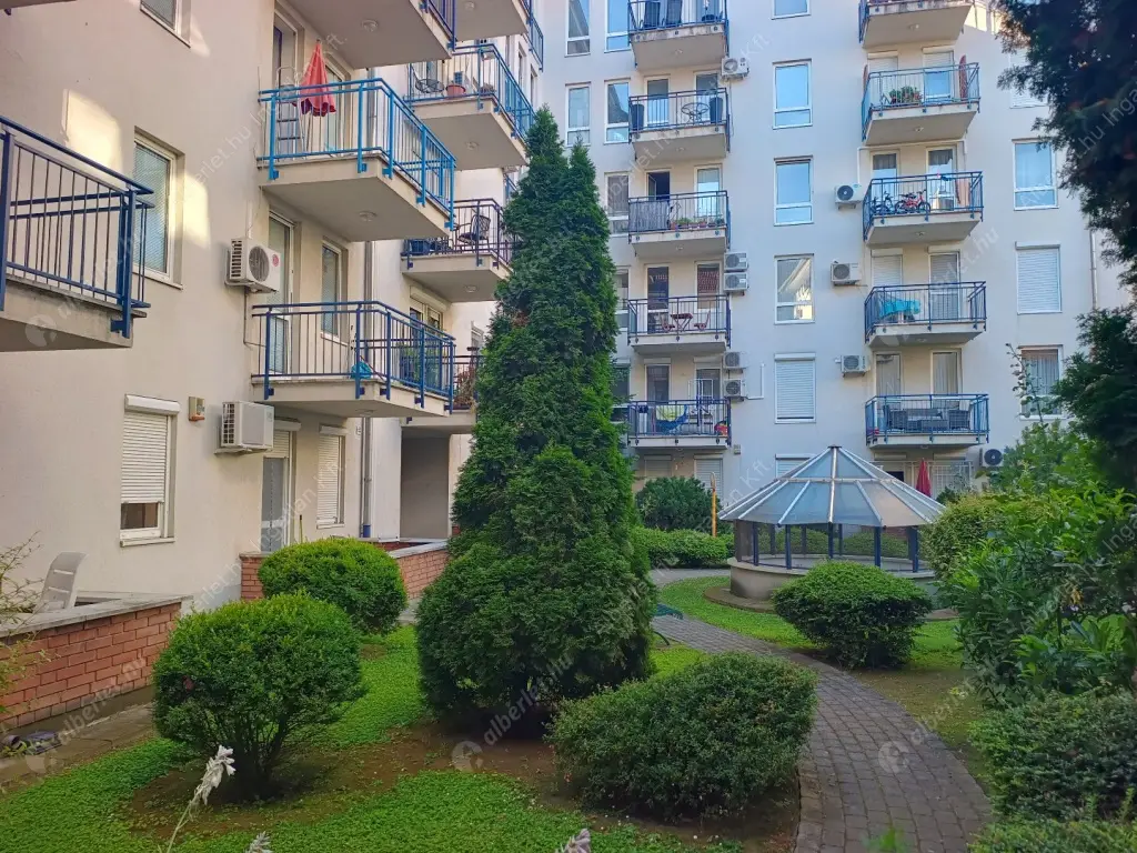 Kiadó albérlet 230000 Ft/hó áron: Budapest, IX. kerület  Berzenczey utca. Mérete: 35 nm, 1 szobás | Alberlet.hu - 6566275