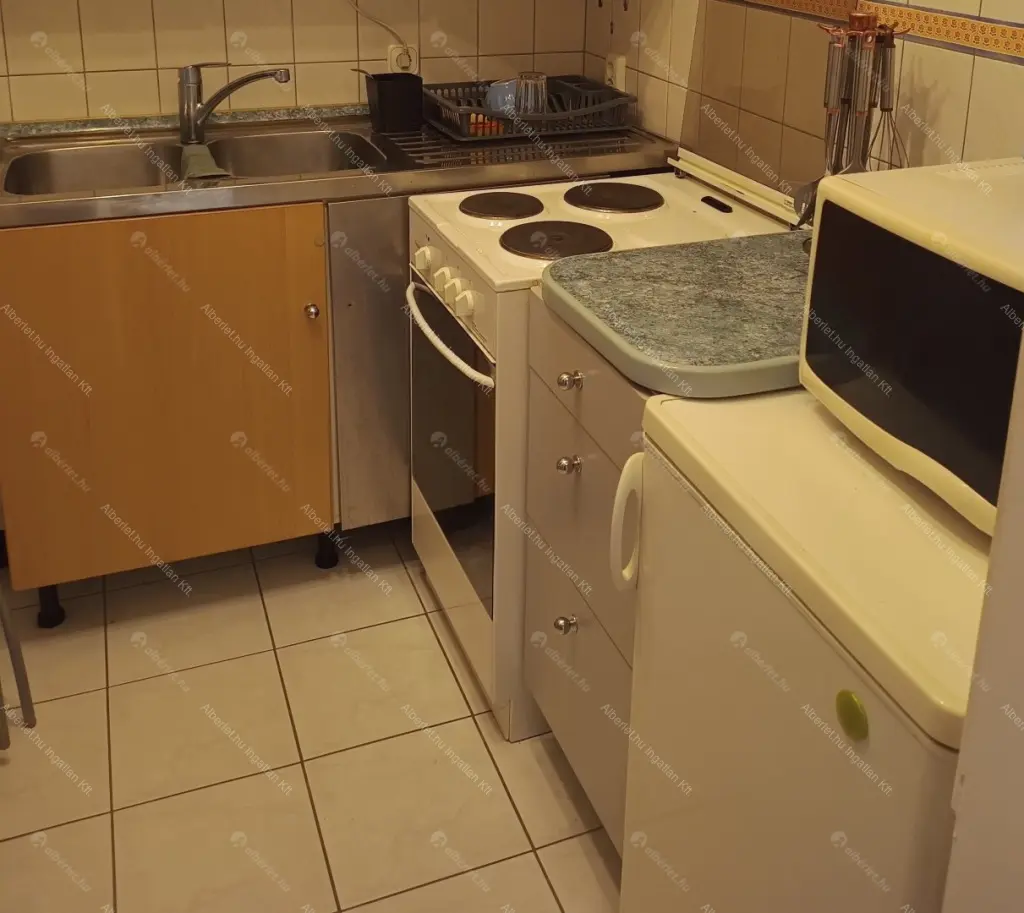 Kiadó albérlet 230000 Ft/hó áron: Budapest, IX. kerület  Berzenczey utca. Mérete: 35 nm, 1 szobás | Alberlet.hu - 6640081