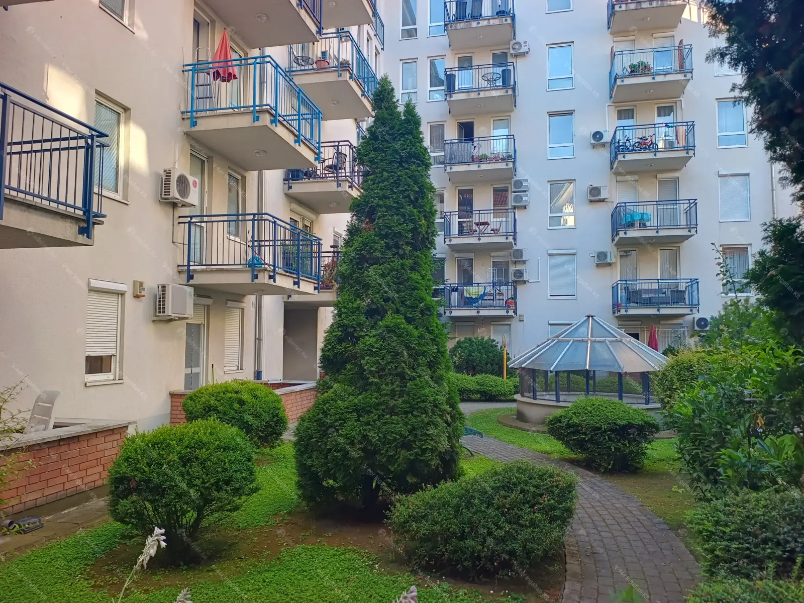 Kiadó albérlet 230000 Ft/hó áron: Budapest, IX. kerület  Berzenczey utca. Mérete: 35 nm, 1 szobás | Alberlet.hu - 6642236