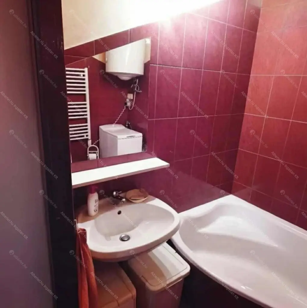 Kiadó albérlet 230000 Ft/hó áron: Budapest, IX. kerület  Bokréta utca. Mérete: 32 nm, 1 szobás | Alberlet.hu - 6677968