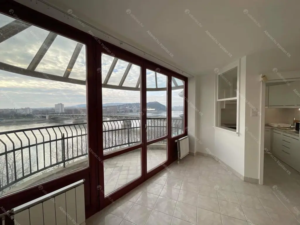 Kiadó albérlet 640000 Ft/hó áron: Budapest, IX. kerület  Boráros tér. Mérete: 100 nm, 3 szobás | Alberlet.hu - 6702165