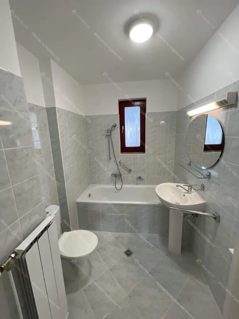 Kiadó albérlet 640000 Ft/hó áron: Budapest, IX. kerület  Boráros tér. Mérete: 100 nm, 3 szobás | Alberlet.hu - 6702178