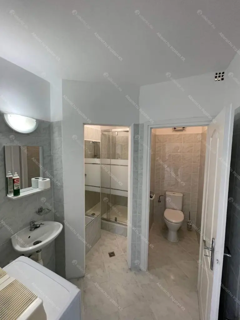 Kiadó albérlet 640000 Ft/hó áron: Budapest, IX. kerület  Boráros tér. Mérete: 100 nm, 3 szobás | Alberlet.hu - 6702180