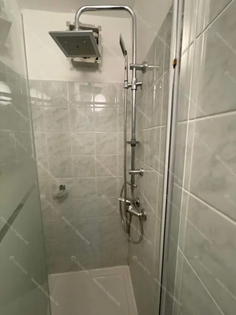 Kiadó albérlet 640000 Ft/hó áron: Budapest, IX. kerület  Boráros tér. Mérete: 100 nm, 3 szobás | Alberlet.hu - 6702182