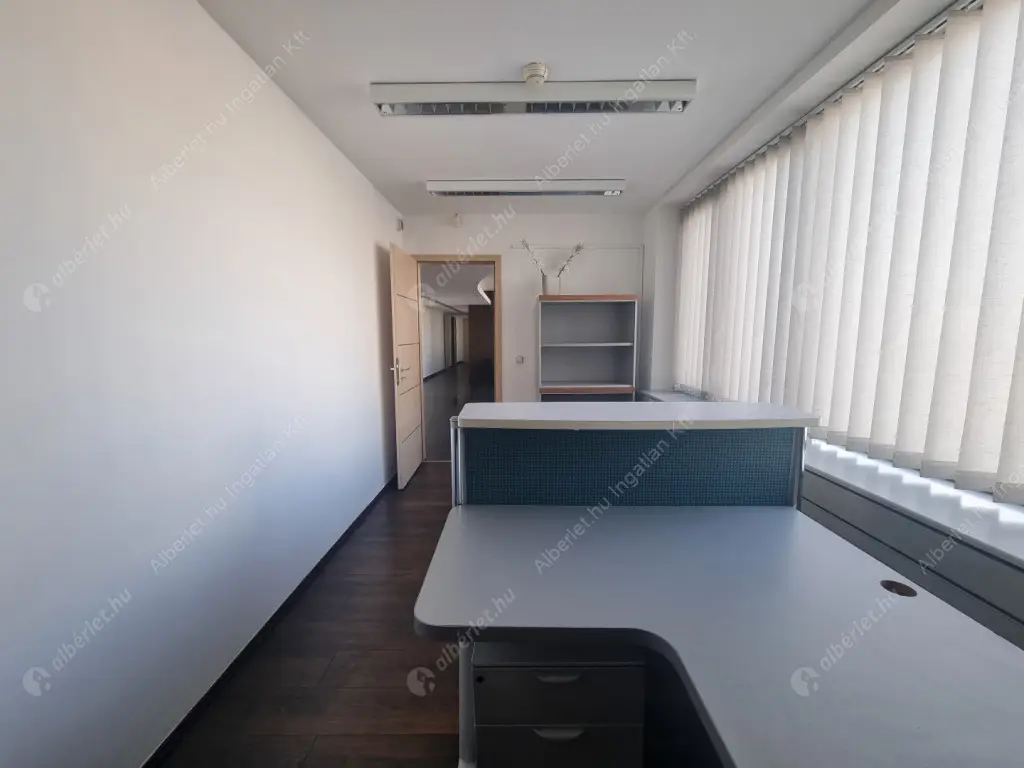 Kiadó albérlet 696000 Ft/hó áron: Budapest, IX. kerület  Boráros tér. Mérete: 107 nm, 4 szobás | Alberlet.hu - 6540351