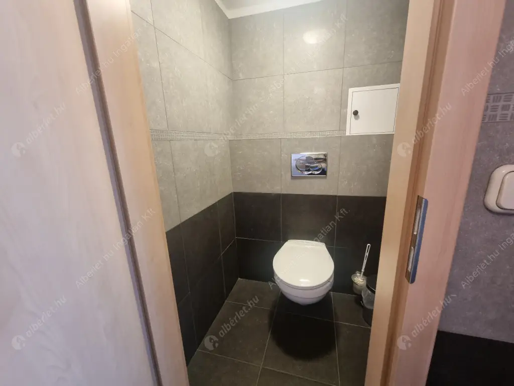 Kiadó albérlet 696000 Ft/hó áron: Budapest, IX. kerület  Boráros tér. Mérete: 107 nm, 4 szobás | Alberlet.hu - 6540363