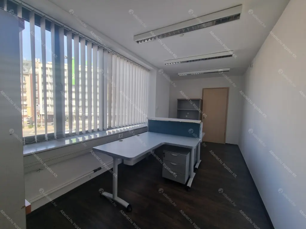 Kiadó albérlet 696000 Ft/hó áron: Budapest, IX. kerület  Boráros tér. Mérete: 107 nm, 4 szobás | Alberlet.hu - 6645220