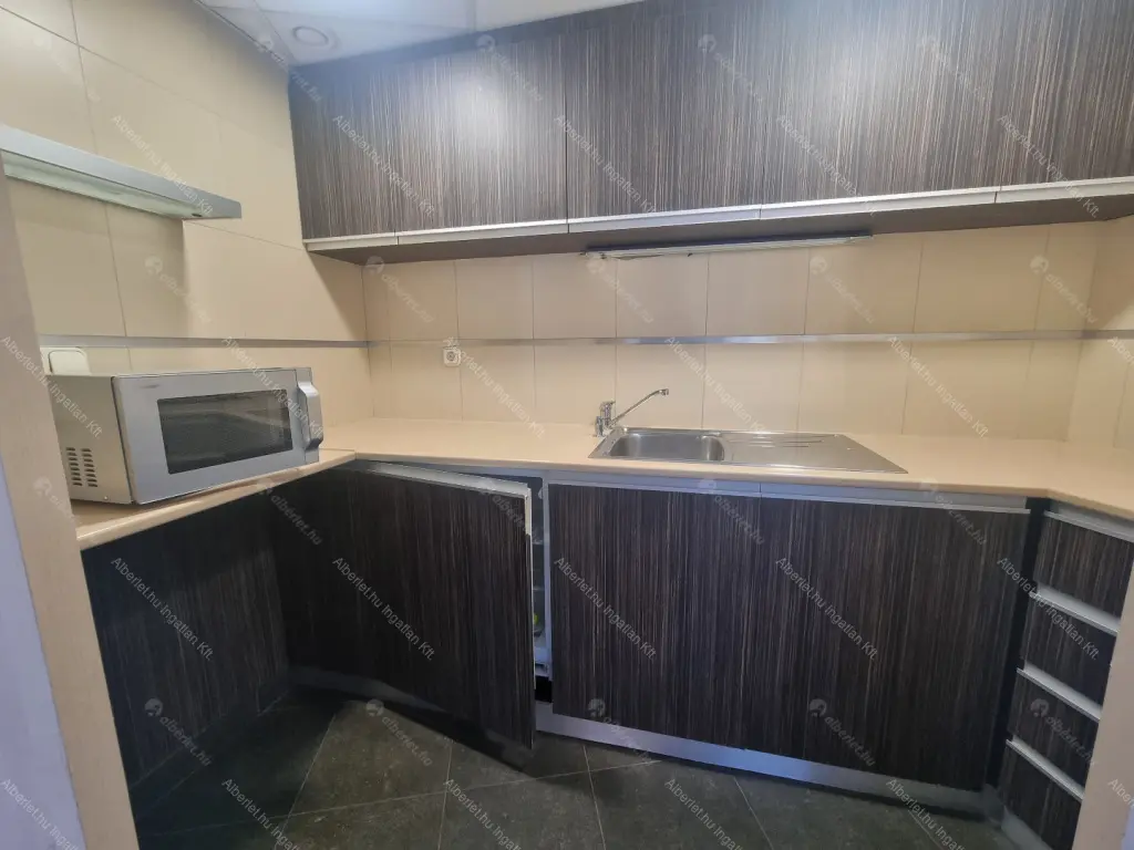 Kiadó albérlet 696000 Ft/hó áron: Budapest, IX. kerület  Boráros tér. Mérete: 107 nm, 4 szobás | Alberlet.hu - 6645231