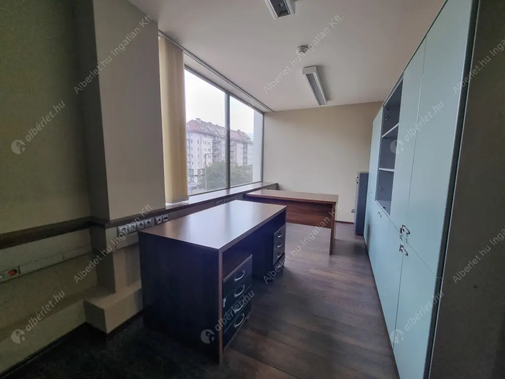 Kiadó albérlet 1340000 Ft/hó áron: Budapest, IX. kerület  Boráros tér. Mérete: 168 nm, 3 szobás | Alberlet.hu - 6540422