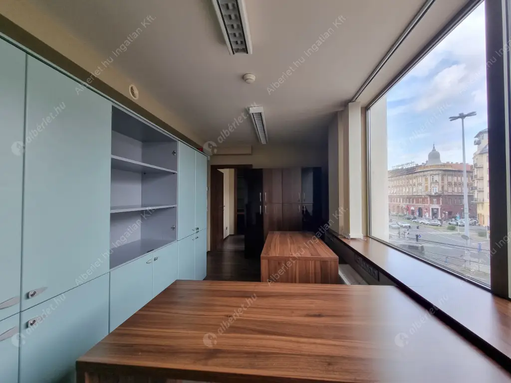 Kiadó albérlet 1340000 Ft/hó áron: Budapest, IX. kerület  Boráros tér. Mérete: 168 nm, 3 szobás | Alberlet.hu - 6540424