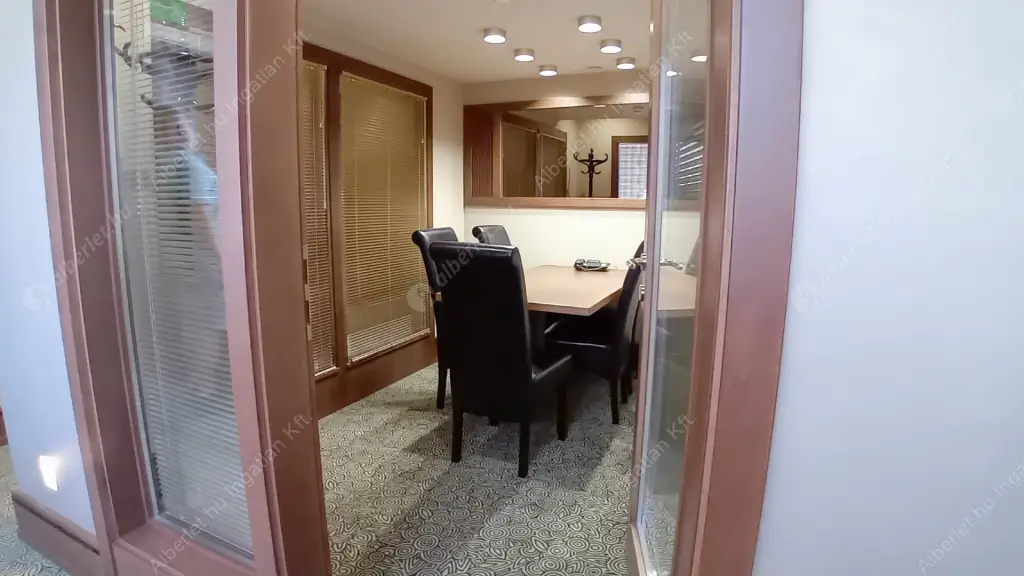 Kiadó albérlet 1340000 Ft/hó áron: Budapest, IX. kerület  Boráros tér. Mérete: 168 nm, 3 szobás | Alberlet.hu - 6540435