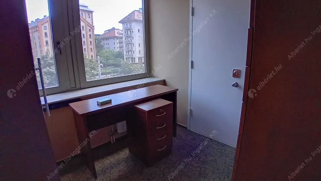 Kiadó albérlet 1340000 Ft/hó áron: Budapest, IX. kerület  Boráros tér. Mérete: 168 nm, 3 szobás | Alberlet.hu - 6540440