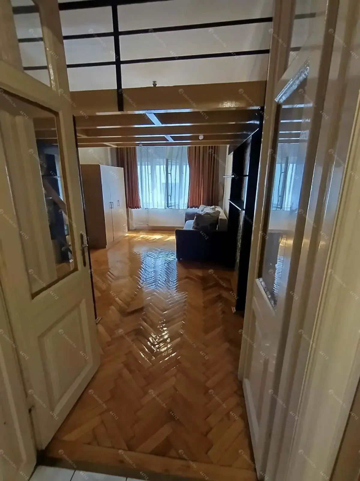 Kiadó albérlet 200000 Ft/hó áron: Budapest, IX. kerület  Boráros tér. Mérete: 40 nm, 1 szobás | Alberlet.hu - 6707859