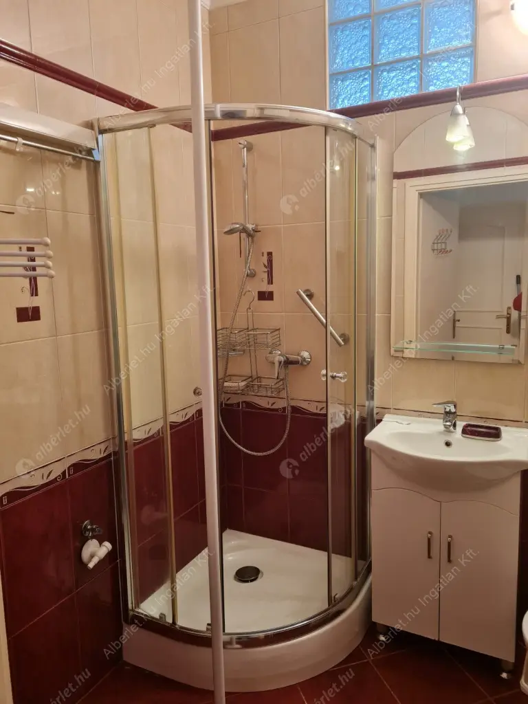 Kiadó albérlet 230000 Ft/hó áron: Budapest, IX. kerület  Csengettyű utca. Mérete: 45 nm, 2 szobás | Alberlet.hu - 6598414