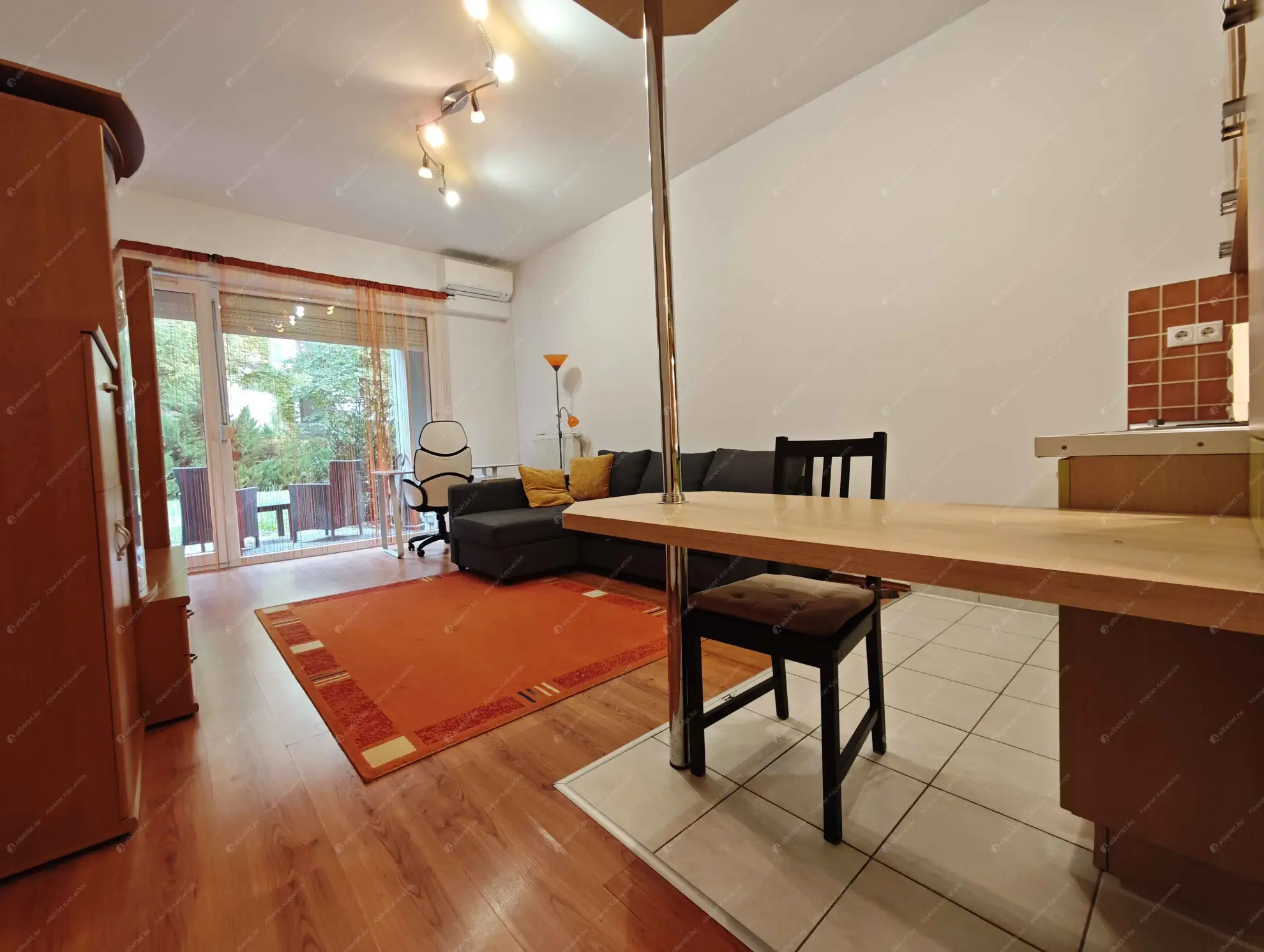 Kiadó albérlet 200000 Ft/hó áron: Budapest, IX. kerület  Dandár utca. Mérete: 29 nm, 1 szobás | Alberlet.hu - 6559085