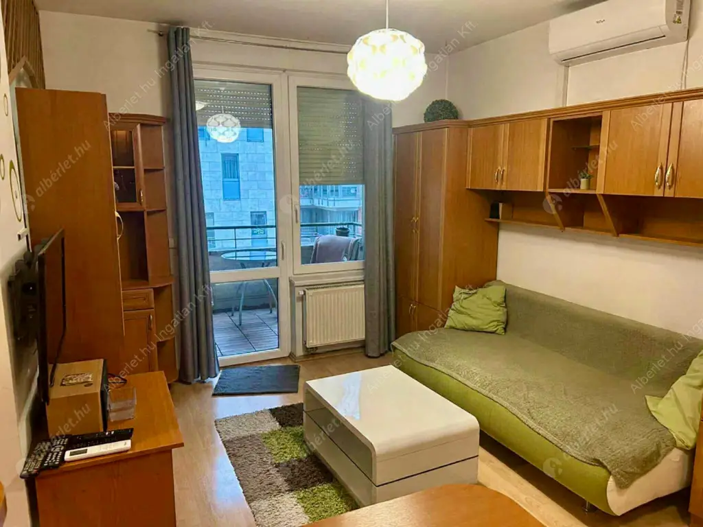 Kiadó albérlet 250000 Ft/hó áron: Budapest, IX. kerület  Dandár utca. Mérete: 33 nm, 1 szobás | Alberlet.hu - 6636428