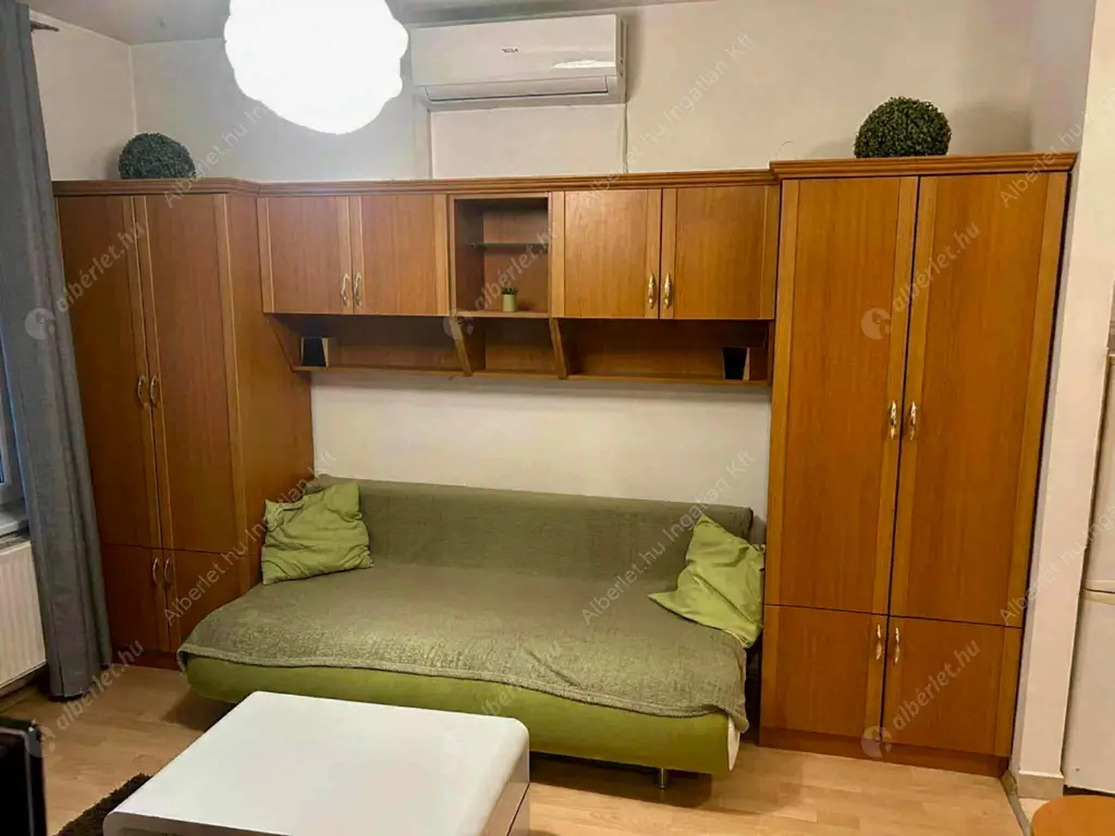 Kiadó albérlet 250000 Ft/hó áron: Budapest, IX. kerület  Dandár utca. Mérete: 33 nm, 1 szobás | Alberlet.hu - 6636433