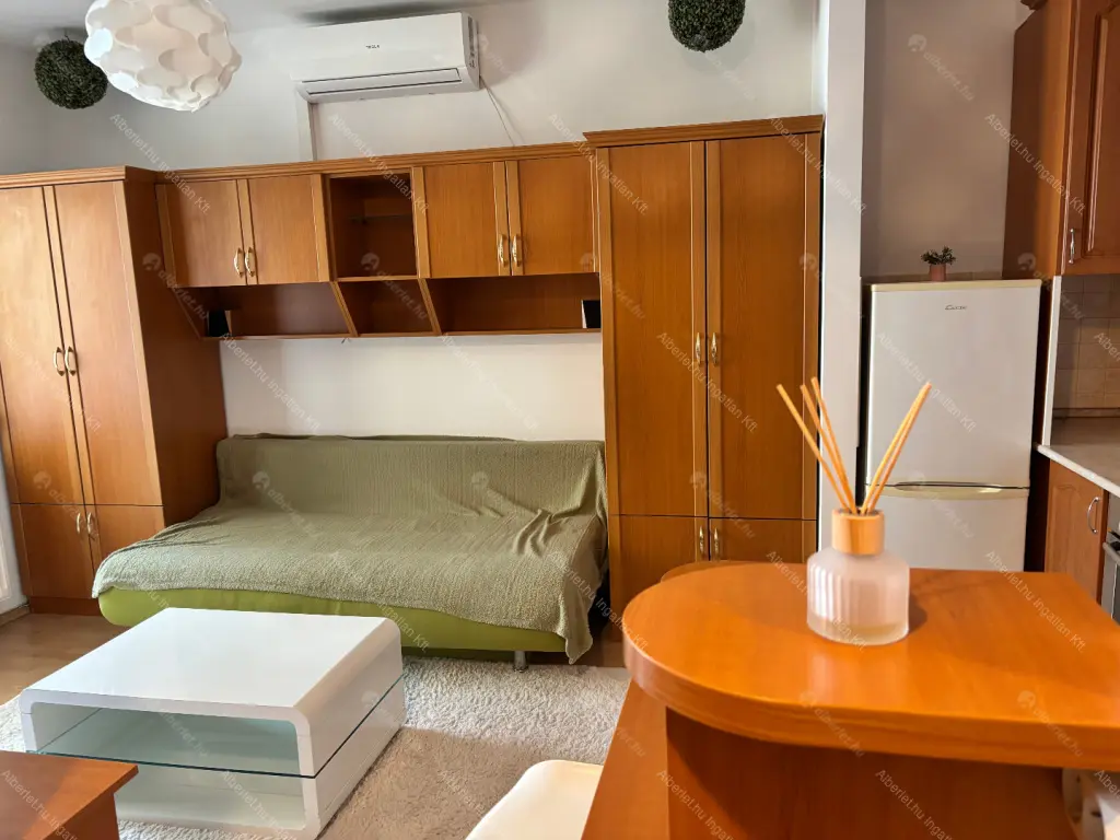 Kiadó albérlet 230000 Ft/hó áron: Budapest, IX. kerület  Dandár utca. Mérete: 33 nm, 1 szobás | Alberlet.hu - 6669583