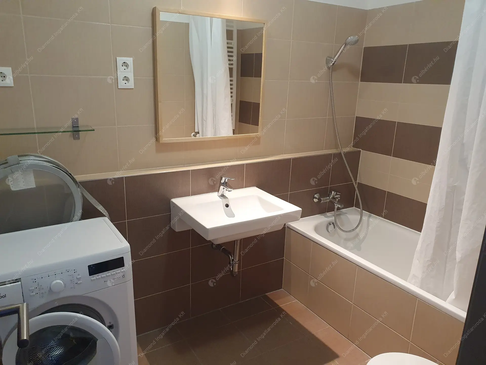 Kiadó albérlet 300000 Ft/hó áron: Budapest, IX. kerület  Dandár utca. Mérete: 43 nm, 2 szobás | Alberlet.hu - 6543160