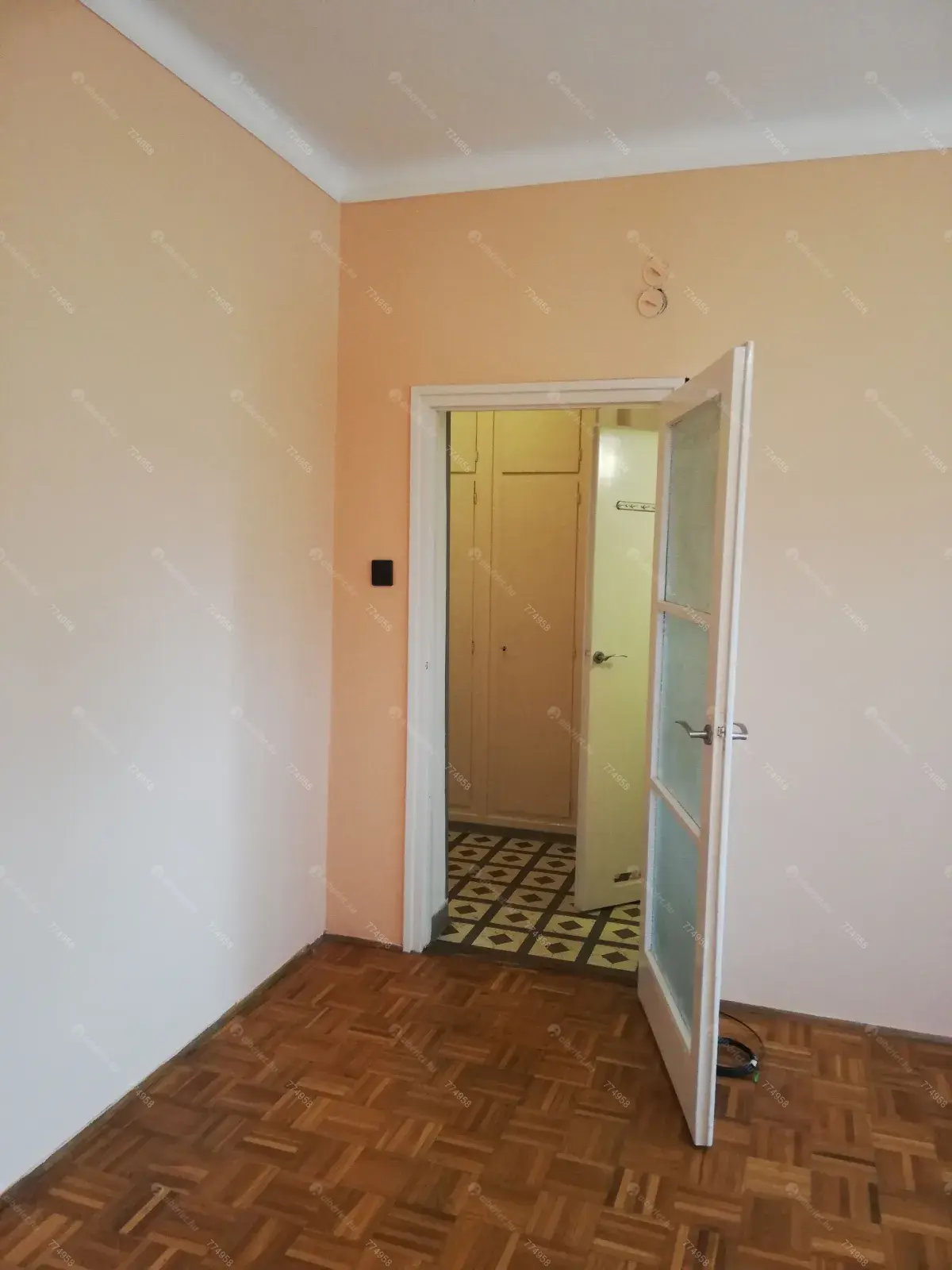 Kiadó albérlet 150000 Ft/hó áron: Budapest, IX. kerület  Dési Huber utca. Mérete: 27 nm, 1 szobás | Alberlet.hu - 6658626