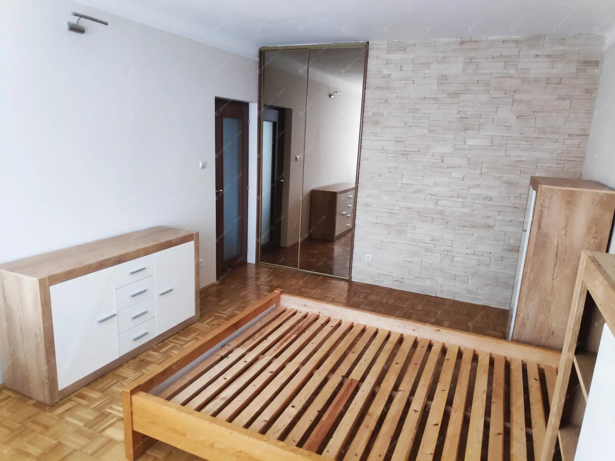 Kiadó albérlet 200000 Ft/hó áron: Budapest, IX. kerület  Epreserdő utca. Mérete: 39 nm, 1 szobás | Alberlet.hu - 6621215