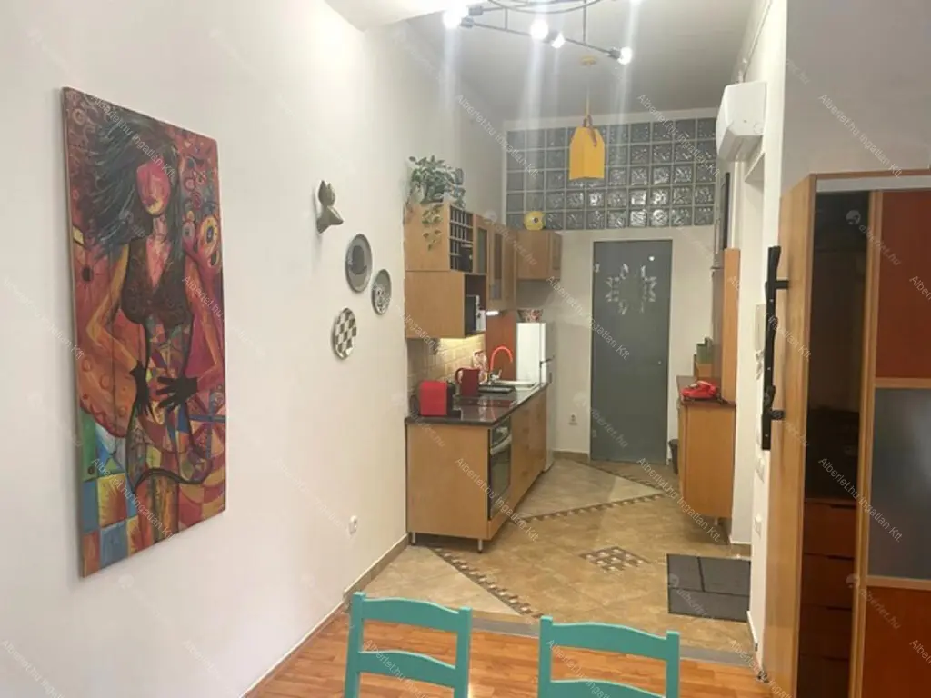 Kiadó albérlet 260000 Ft/hó áron: Budapest, IX. kerület  Erkel utca. Mérete: 34 nm, 1 szobás | Alberlet.hu - 6658516