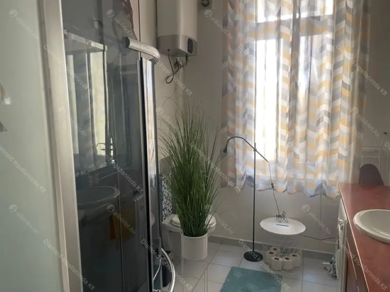 Kiadó albérlet 260000 Ft/hó áron: Budapest, IX. kerület  Erkel utca. Mérete: 34 nm, 1 szobás | Alberlet.hu - 6659415