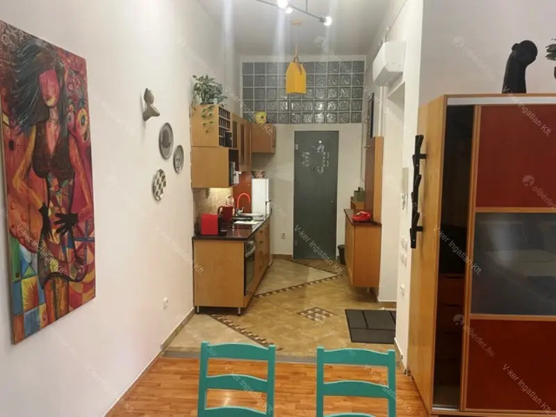 Kiadó albérlet 230000 Ft/hó áron: Budapest, IX. kerület  Erkel utca. Mérete: 34 nm, 1 szobás | Alberlet.hu - 6667959