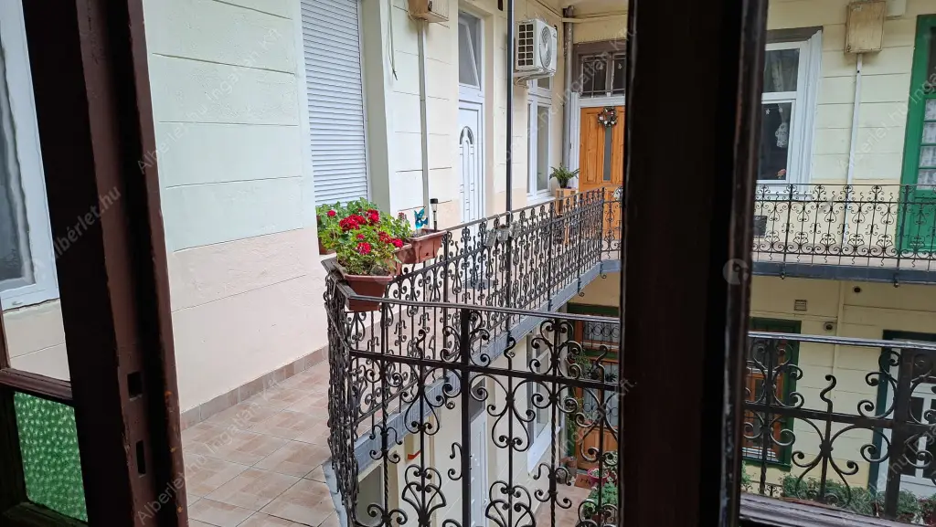 Kiadó albérlet 200000 Ft/hó áron: Budapest, IX. kerület  Ernő utca. Mérete: 30 nm, 1 szobás | Alberlet.hu - 6629541