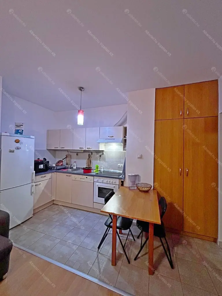 Kiadó albérlet 220000 Ft/hó áron: Budapest, IX. kerület  Ernő utca. Mérete: 43 nm, 2 szobás | Alberlet.hu - 6663840