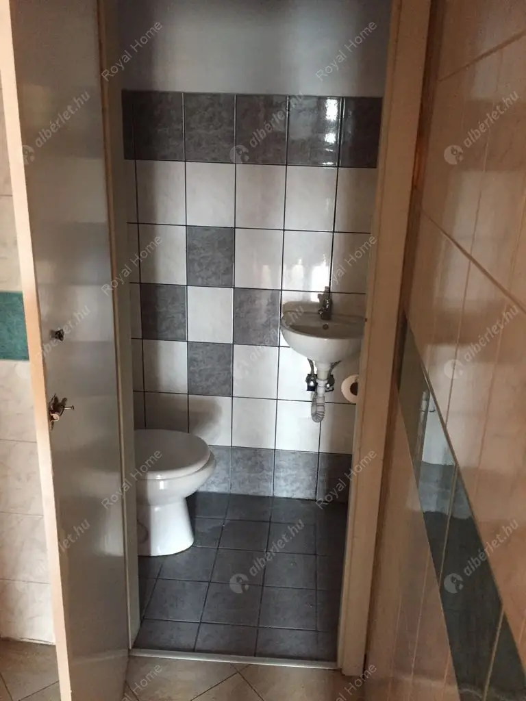 Kiadó albérlet 380000 Ft/hó áron: Budapest, IX. kerület  Ernő utca. Mérete: 88 nm, 3 szobás | Alberlet.hu - 4777567